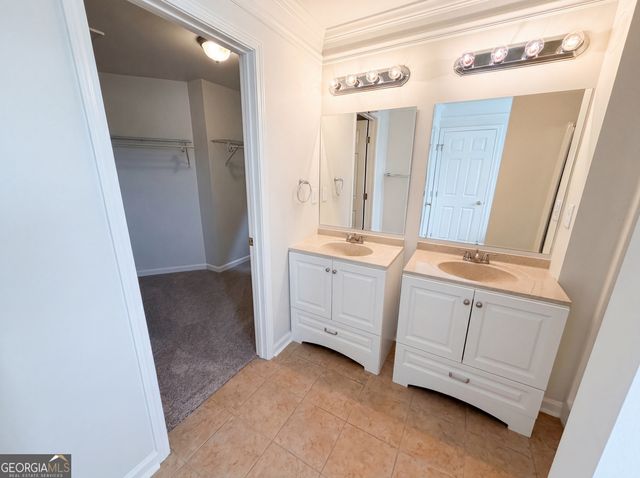 4129 Duncan Ives Drive, Buford, GA 30519