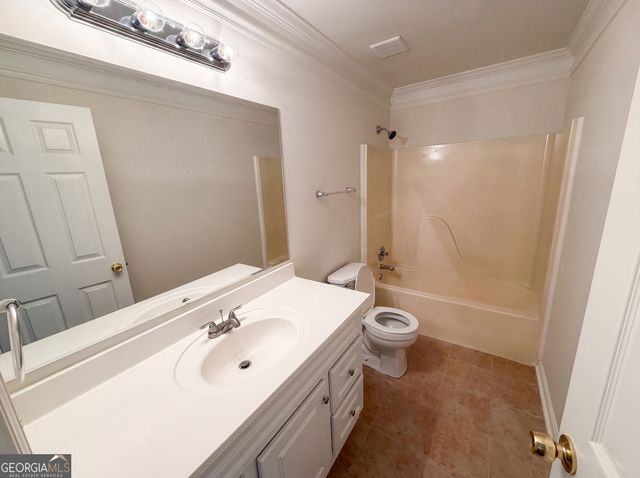 4129 Duncan Ives Drive, Buford, GA 30519