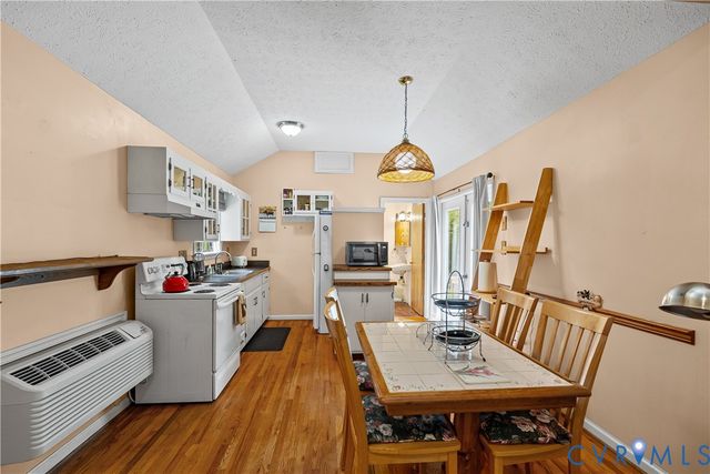 405 Washout Road, Keysville, VA 23947