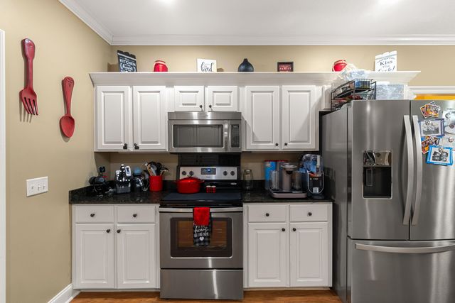 66 Village Dr., Hattiesburg, MS 39402