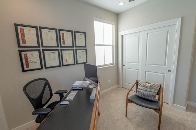 748 Ridgebank Avenue, Madera, CA 93636