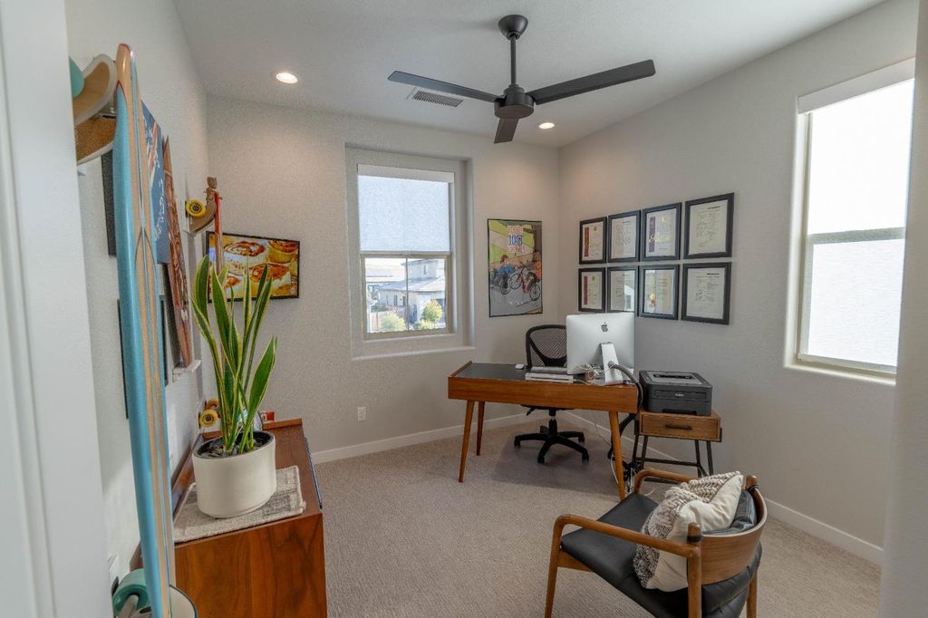 Image 45 of property listing at 748 Ridgebank Avenue, Madera, CA 93636