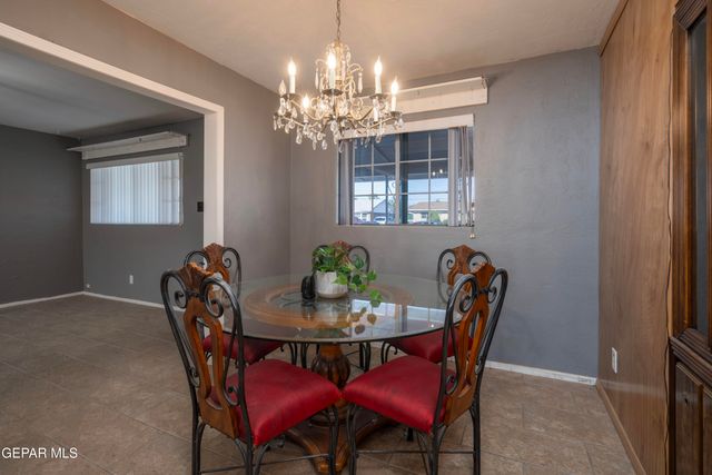 2636 PRESTWICK Road, El Paso, TX 79925