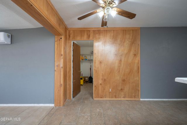 2636 PRESTWICK Road, El Paso, TX 79925