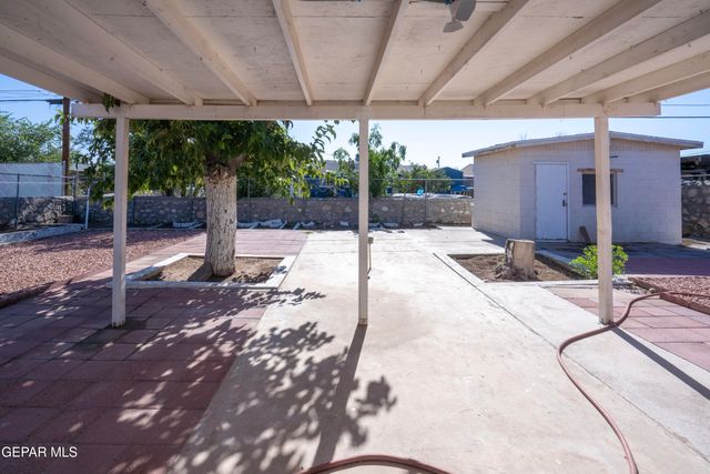 2636 PRESTWICK Road, El Paso, TX 79925