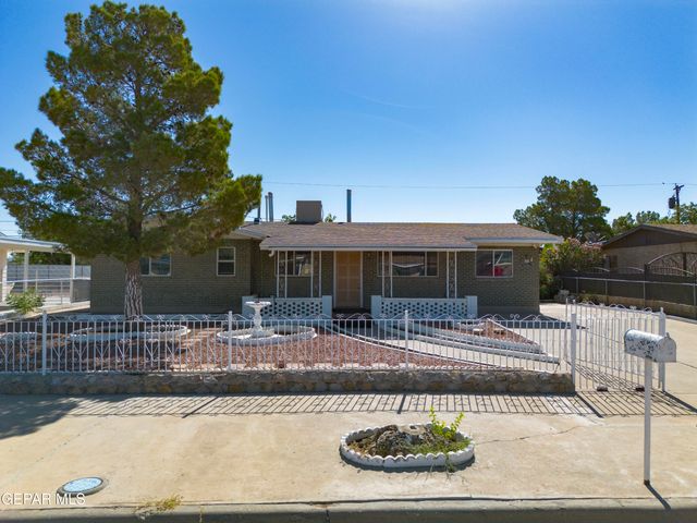 2636 PRESTWICK Road, El Paso, TX 79925