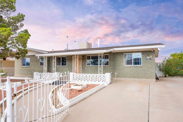 2636 PRESTWICK Road, El Paso, TX 79925