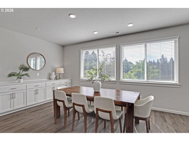 15388 Se HAWTHORNE MEADOWS St, Portland, OR 97236
