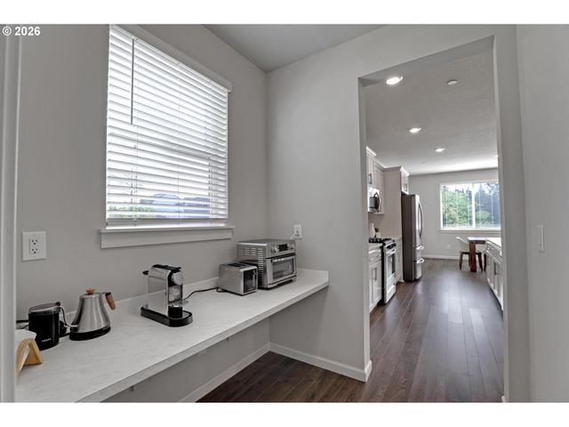 15388 Se HAWTHORNE MEADOWS St, Portland, OR 97236