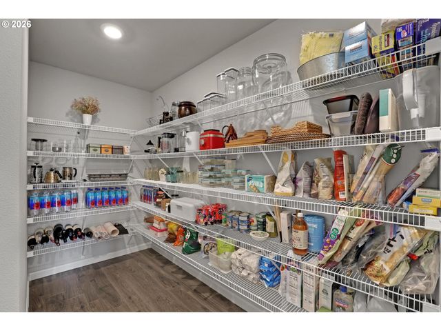 15388 Se HAWTHORNE MEADOWS St, Portland, OR 97236