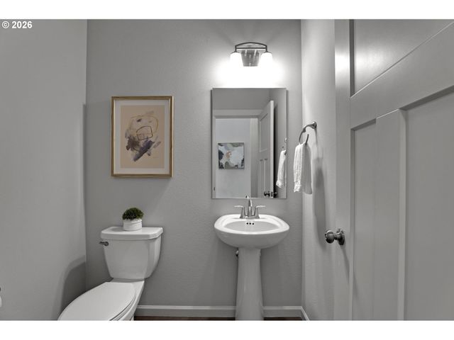 15388 Se HAWTHORNE MEADOWS St, Portland, OR 97236