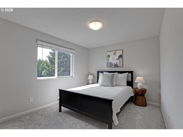 15388 Se HAWTHORNE MEADOWS St, Portland, OR 97236