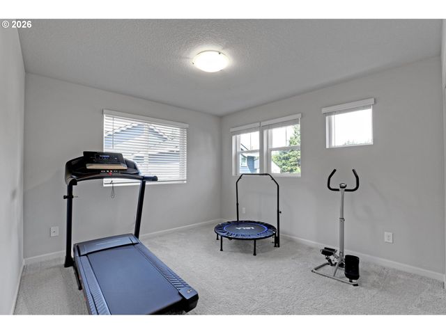 15388 Se HAWTHORNE MEADOWS St, Portland, OR 97236