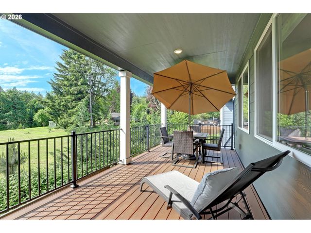 15388 Se HAWTHORNE MEADOWS St, Portland, OR 97236