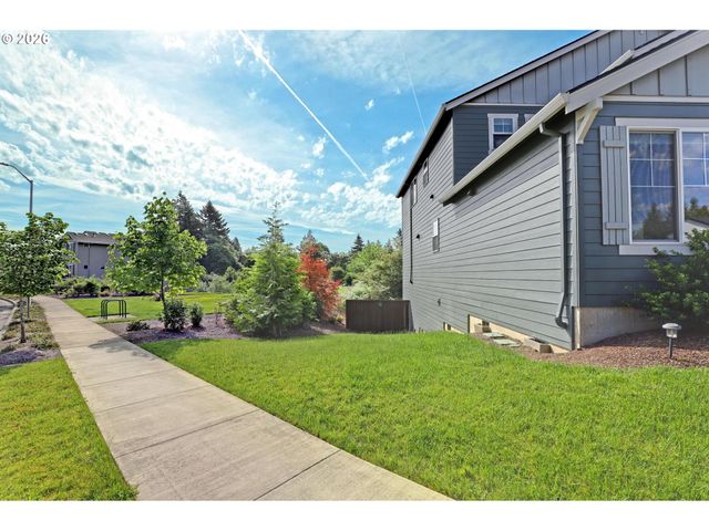 15388 Se HAWTHORNE MEADOWS St, Portland, OR 97236