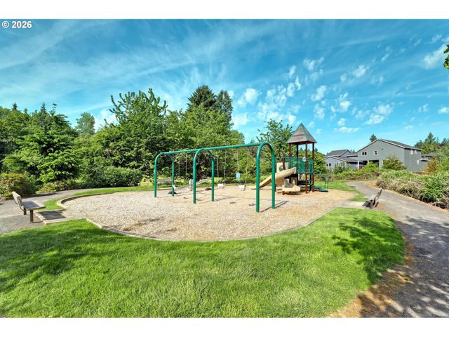 15388 Se HAWTHORNE MEADOWS St, Portland, OR 97236