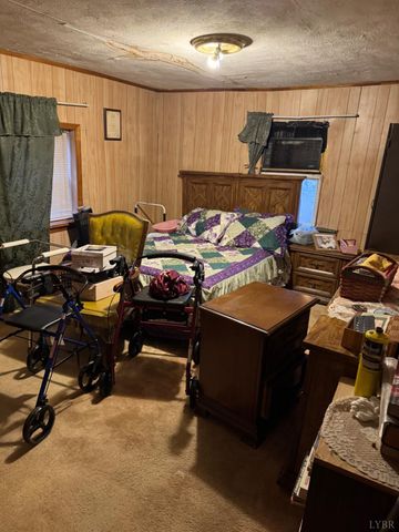 138 Carriage Lane, Concord, VA 24538