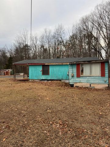 138 Carriage Lane, Concord, VA 24538