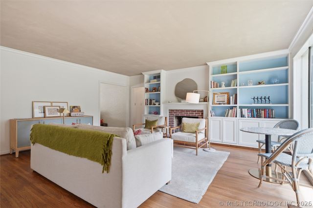 3245 S Victor Avenue, Tulsa, OK 74105