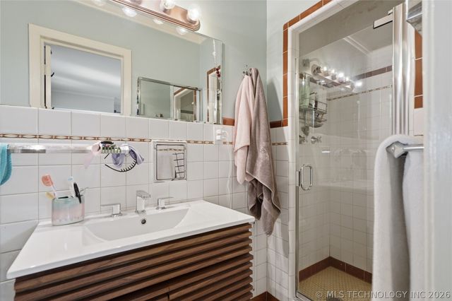3245 S Victor Avenue, Tulsa, OK 74105