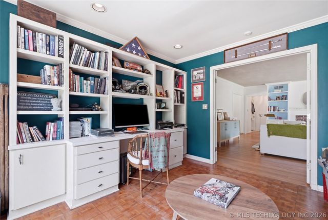 3245 S Victor Avenue, Tulsa, OK 74105