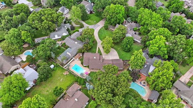 3245 S Victor Avenue, Tulsa, OK 74105