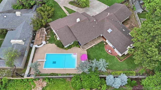 3245 S Victor Avenue, Tulsa, OK 74105