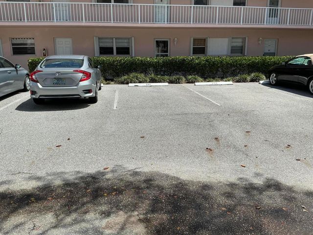 18081 SE Country Club Drive 274, Jupiter, FL 33469