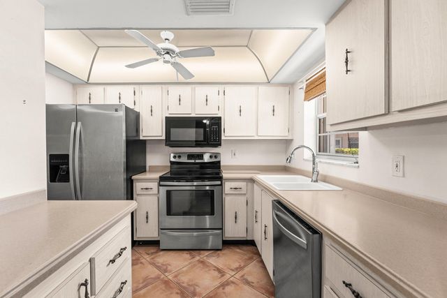 18081 SE Country Club Drive 274, Jupiter, FL 33469