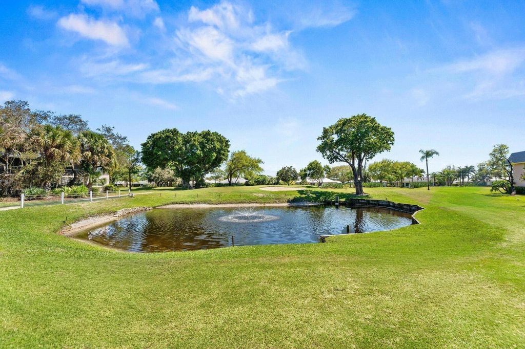18081 SE Country Club Drive 274, Jupiter, FL 33469