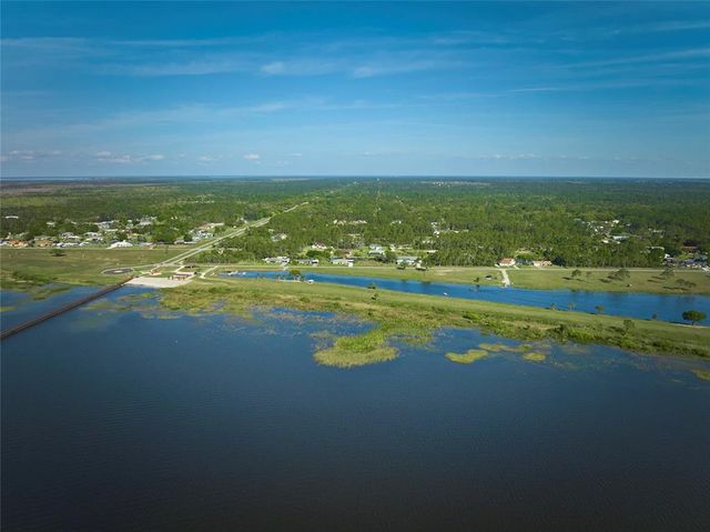 6589 BANYAN DRIVE, Indian Lake Estates, FL 33855