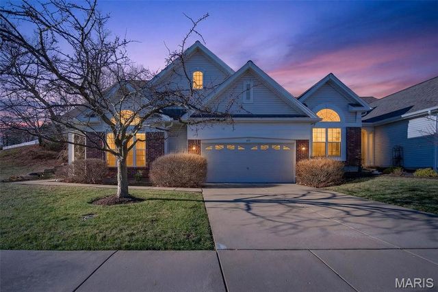 664 Bluffs View Court, Eureka, MO 63025