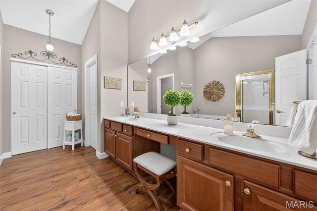 664 Bluffs View Court, Eureka, MO 63025