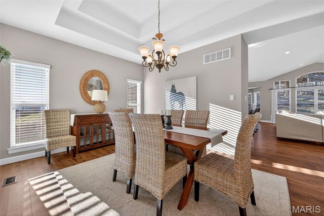 664 Bluffs View Court, Eureka, MO 63025