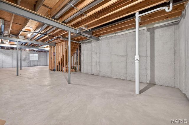 664 Bluffs View Court, Eureka, MO 63025