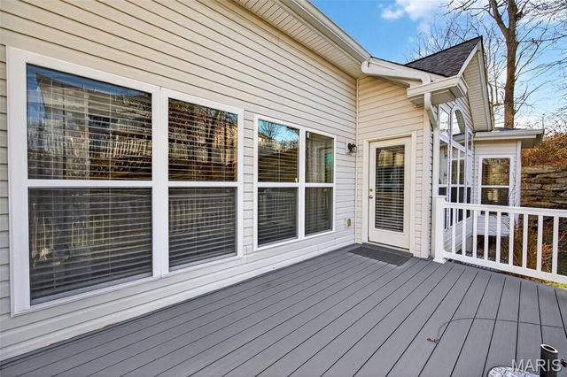 664 Bluffs View Court, Eureka, MO 63025