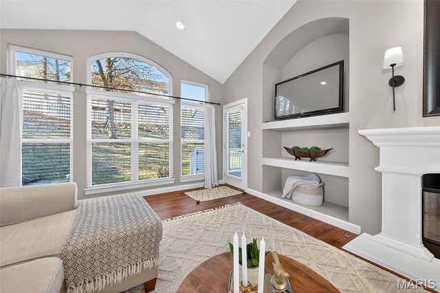 664 Bluffs View Court, Eureka, MO 63025