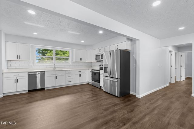 1019 Green Acres Drive, Jefferson City, TN 37760
