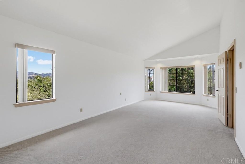 Image 18 of property listing at 1193 Phillips Street, Vista, CA 92083