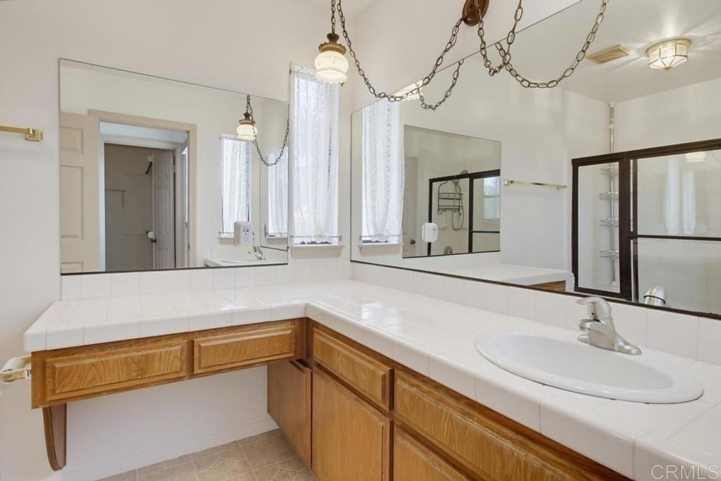 Image 20 of property listing at 1193 Phillips Street, Vista, CA 92083