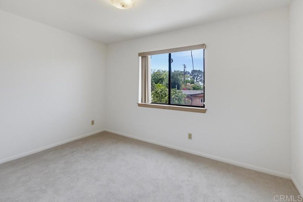 Image 25 of property listing at 1193 Phillips Street, Vista, CA 92083