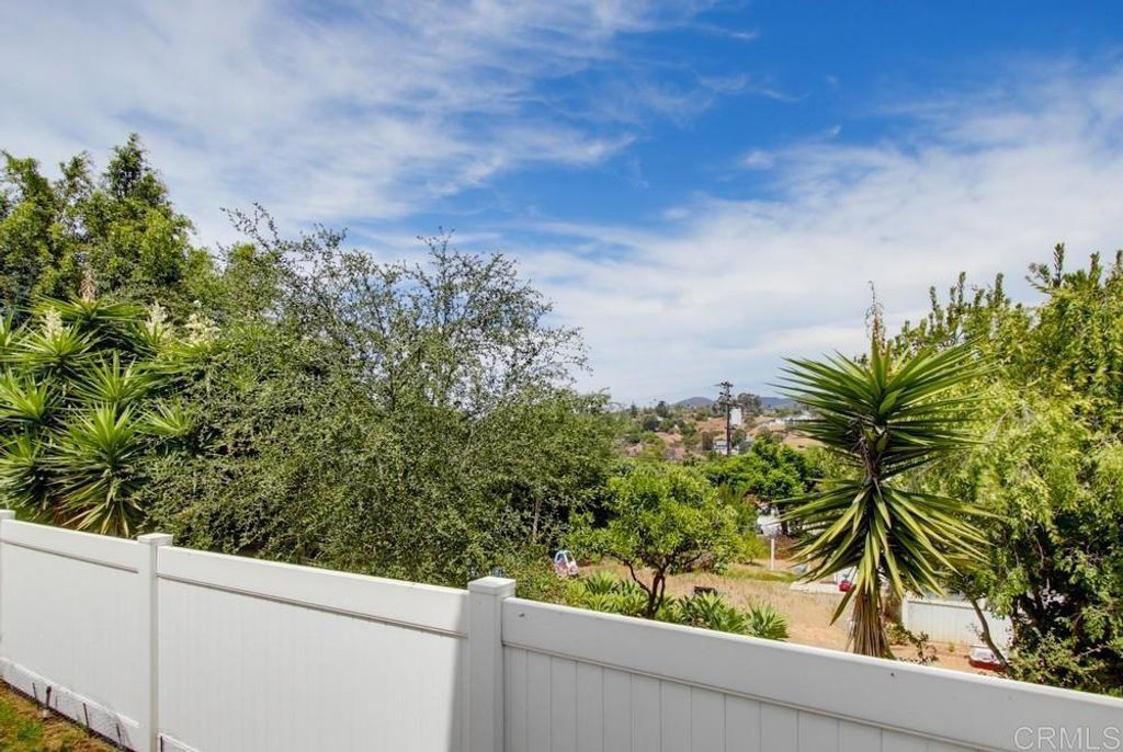 Image 27 of property listing at 1193 Phillips Street, Vista, CA 92083