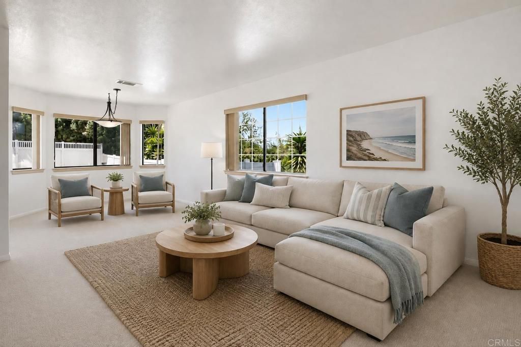 Image 5 of property listing at 1193 Phillips Street, Vista, CA 92083