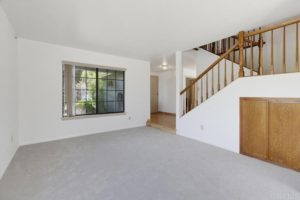 Image 8 of property listing at 1193 Phillips Street, Vista, CA 92083