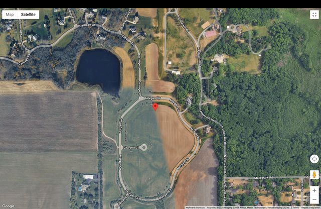 8002 Morgan Circle, Spring Grove, IL 60081