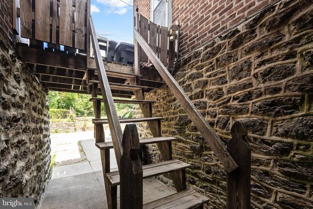 625 E WOODLAWN ST, Philadelphia, PA 19144