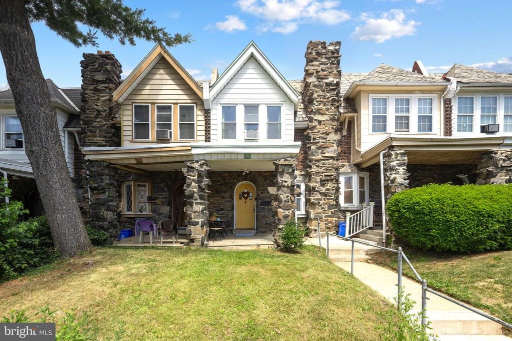 625 E WOODLAWN ST, Philadelphia, PA 19144