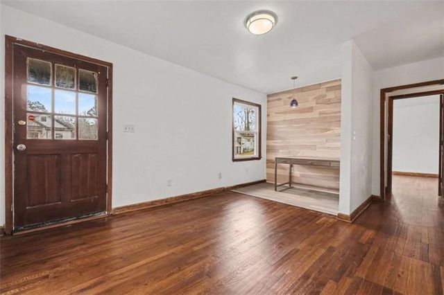 1233 Lockwood Drive, Atlanta, GA 30311