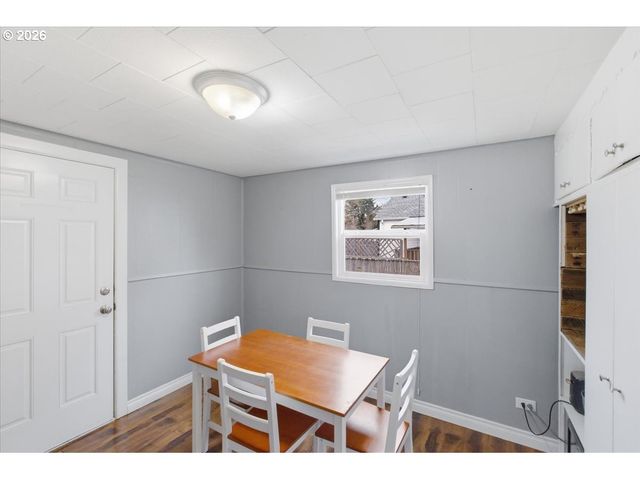 2355 HYDE St, Salem, OR 97301