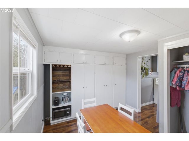 2355 HYDE St, Salem, OR 97301